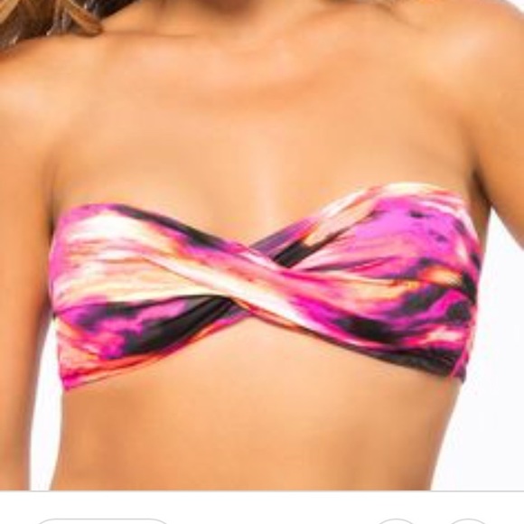 NWT Oakley Bikini Top - Picture 2 of 3